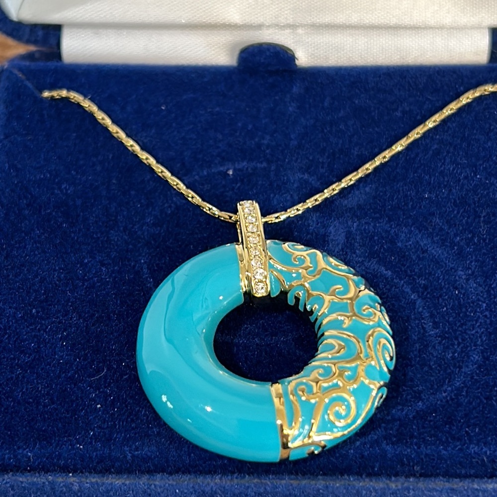 #31 Vintage Turquoise & Gold Overlay Pendant, JBK by Camrose & Kross, 16" chain